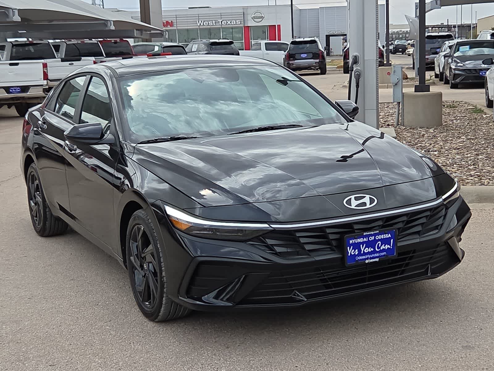 Thumbnail: 2026 Hyundai Elantra - 3