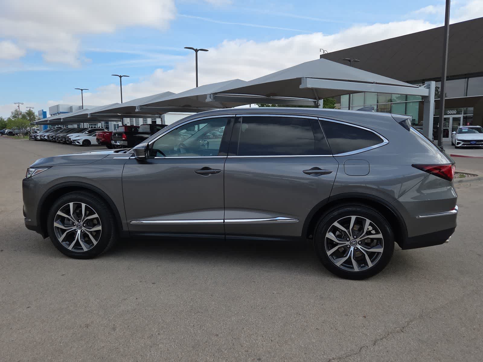 Thumbnail: 2024 Acura MDX - 5