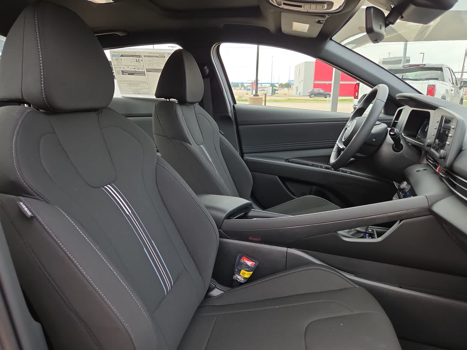 Thumbnail: 2026 Hyundai Elantra - 18