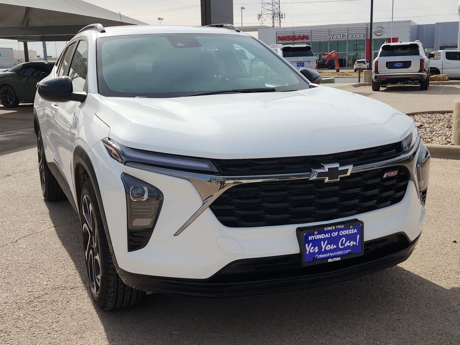 Thumbnail: 2025 Chevrolet Trax - 3