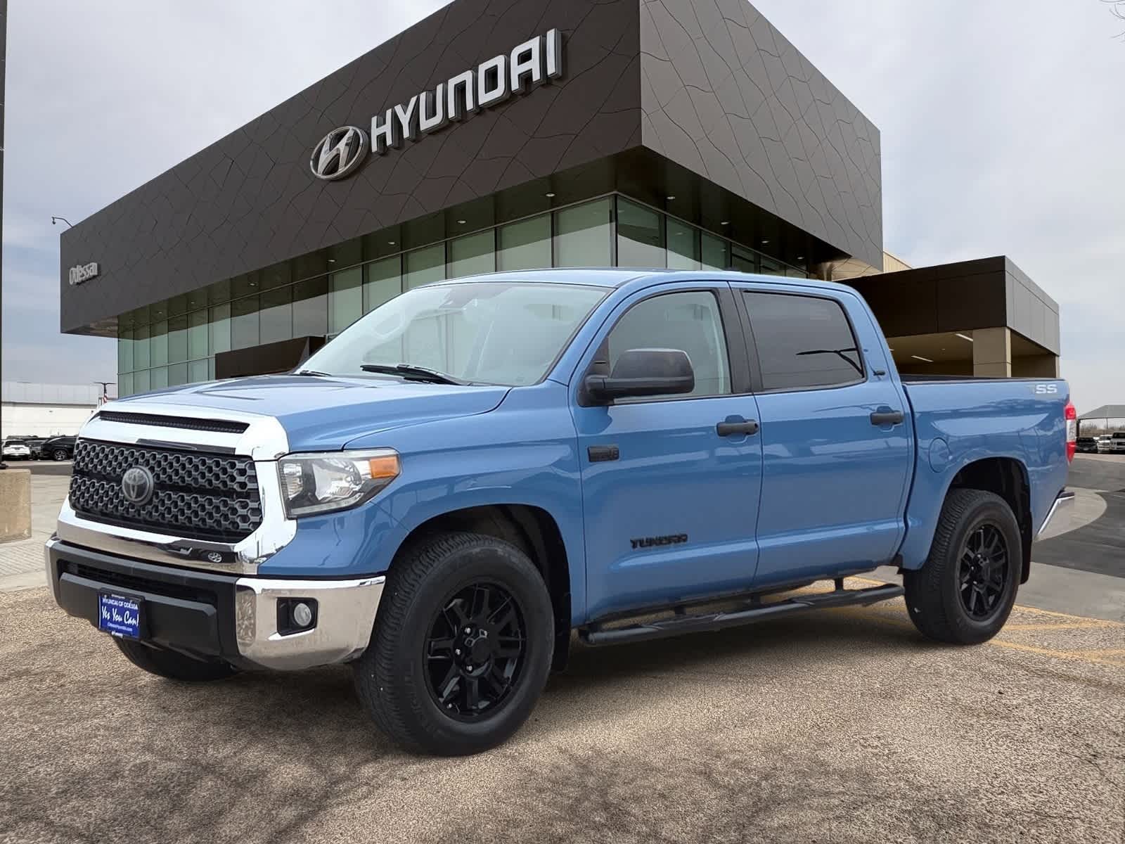 Thumbnail: 2021 Toyota Tundra - 1