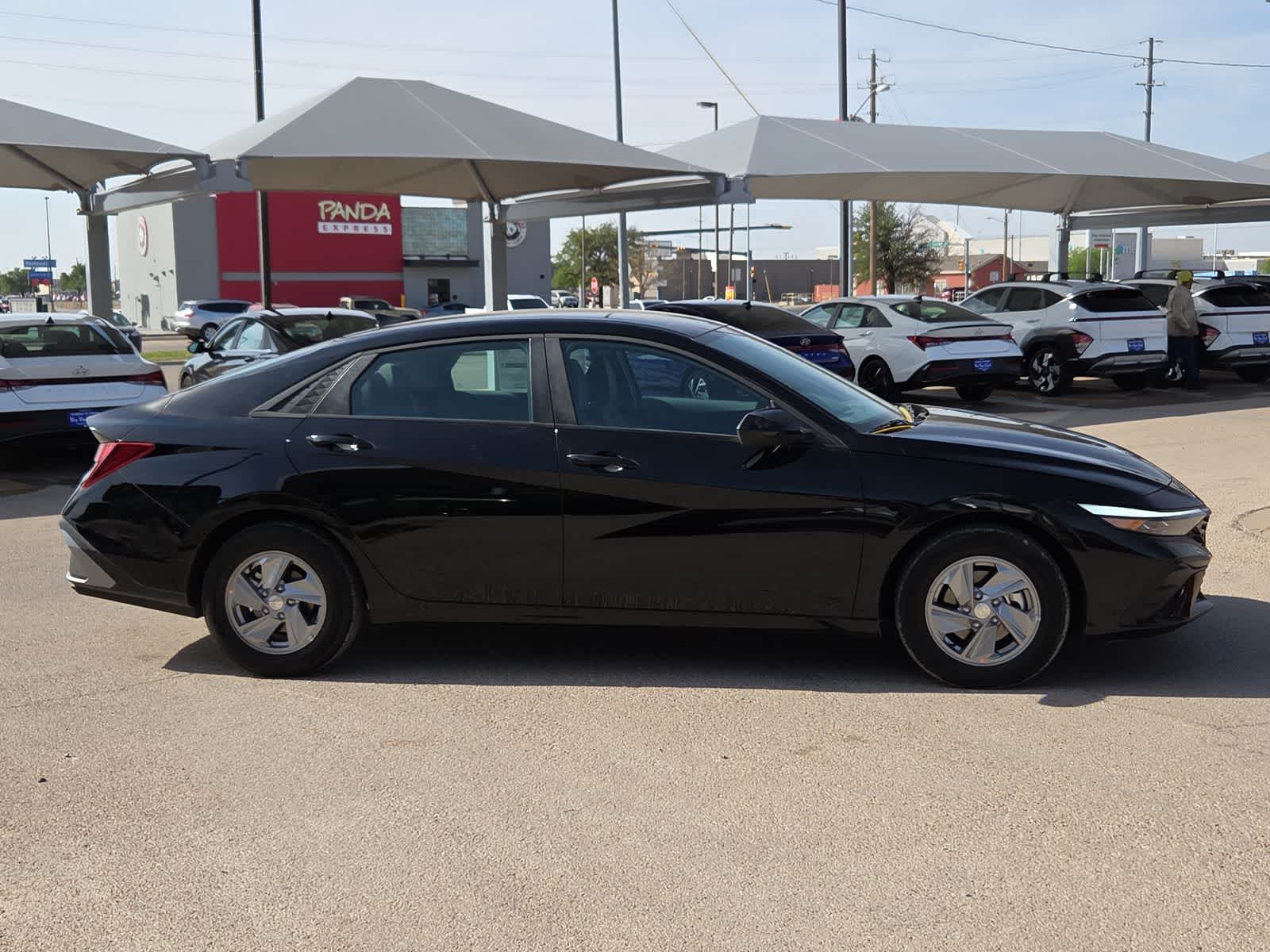 Thumbnail: 2026 Hyundai Elantra - 9