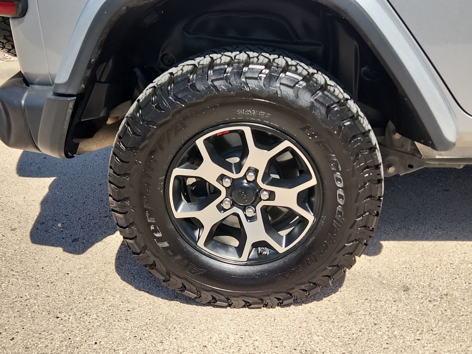 Thumbnail: 2021 Jeep Wrangler - 12