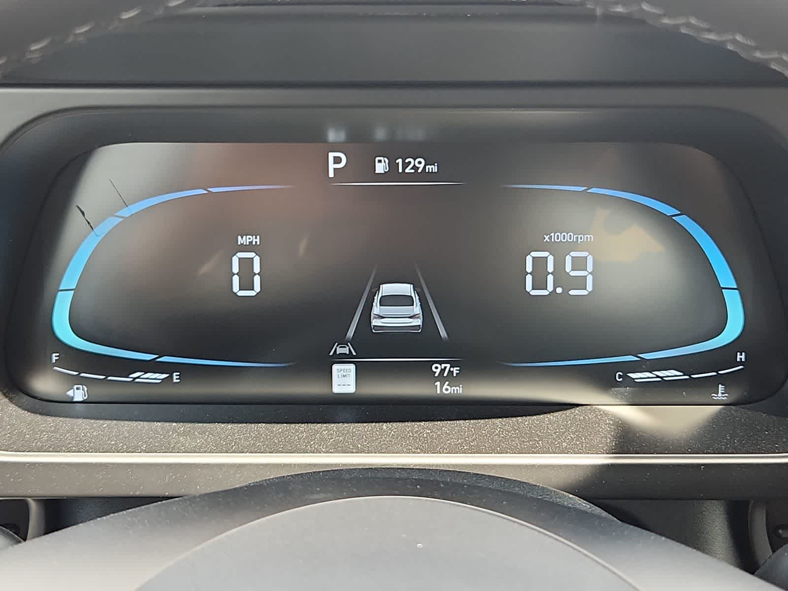 Thumbnail: 2025 Hyundai Elantra - 22