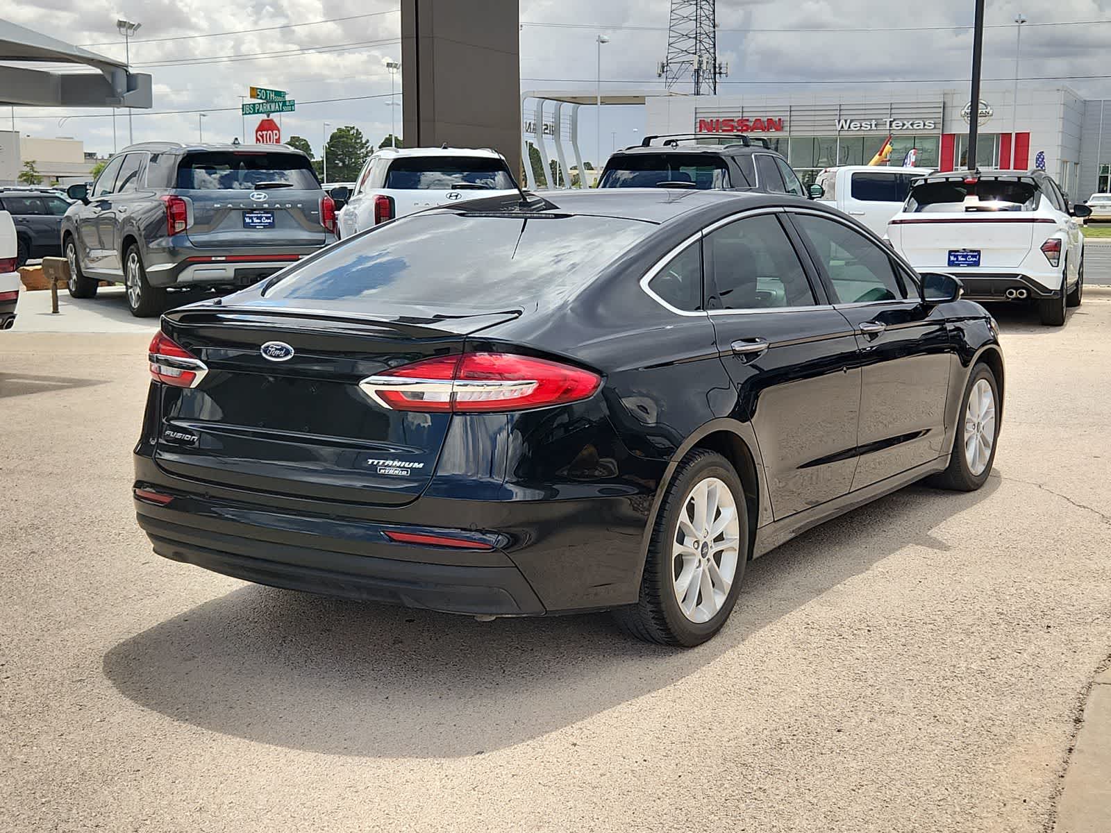Thumbnail: 2020 Ford Fusion - 8