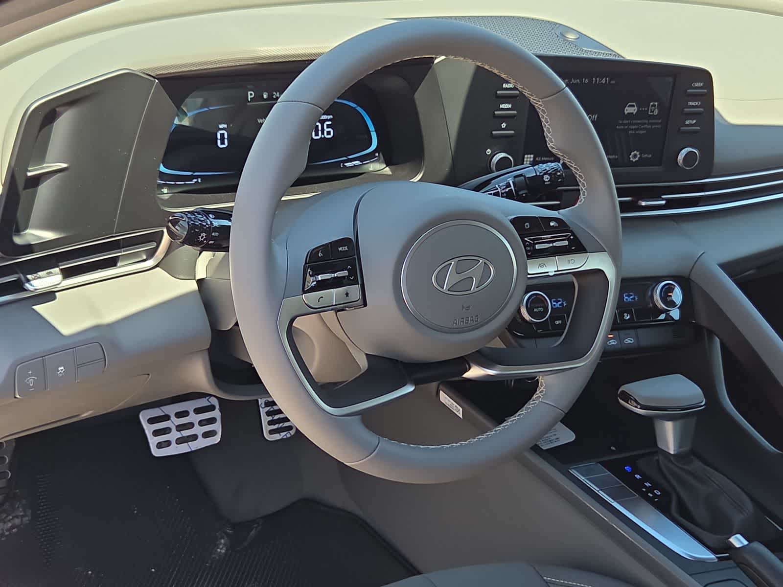 Thumbnail: 2026 Hyundai Elantra - 10
