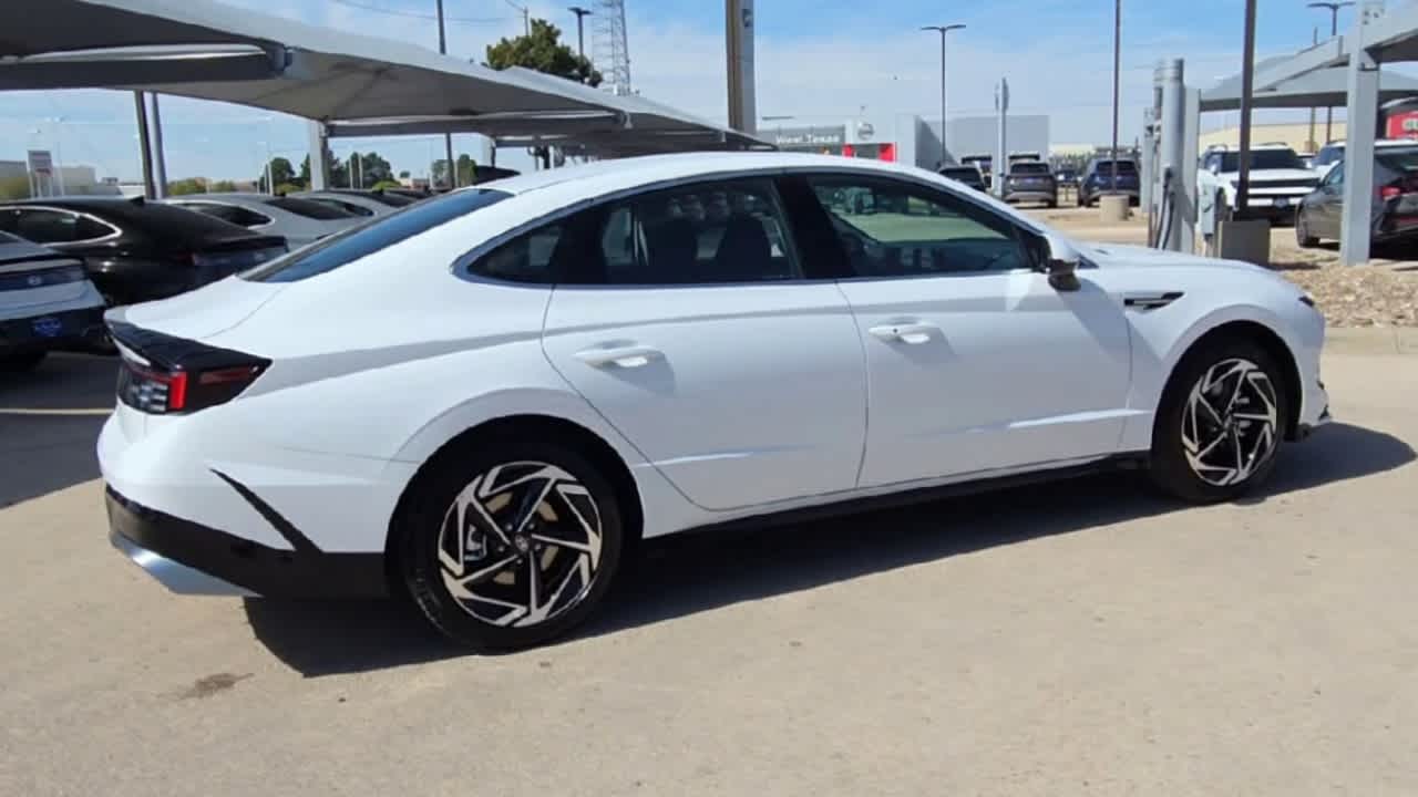 Thumbnail: 2026 Hyundai Sonata - 9