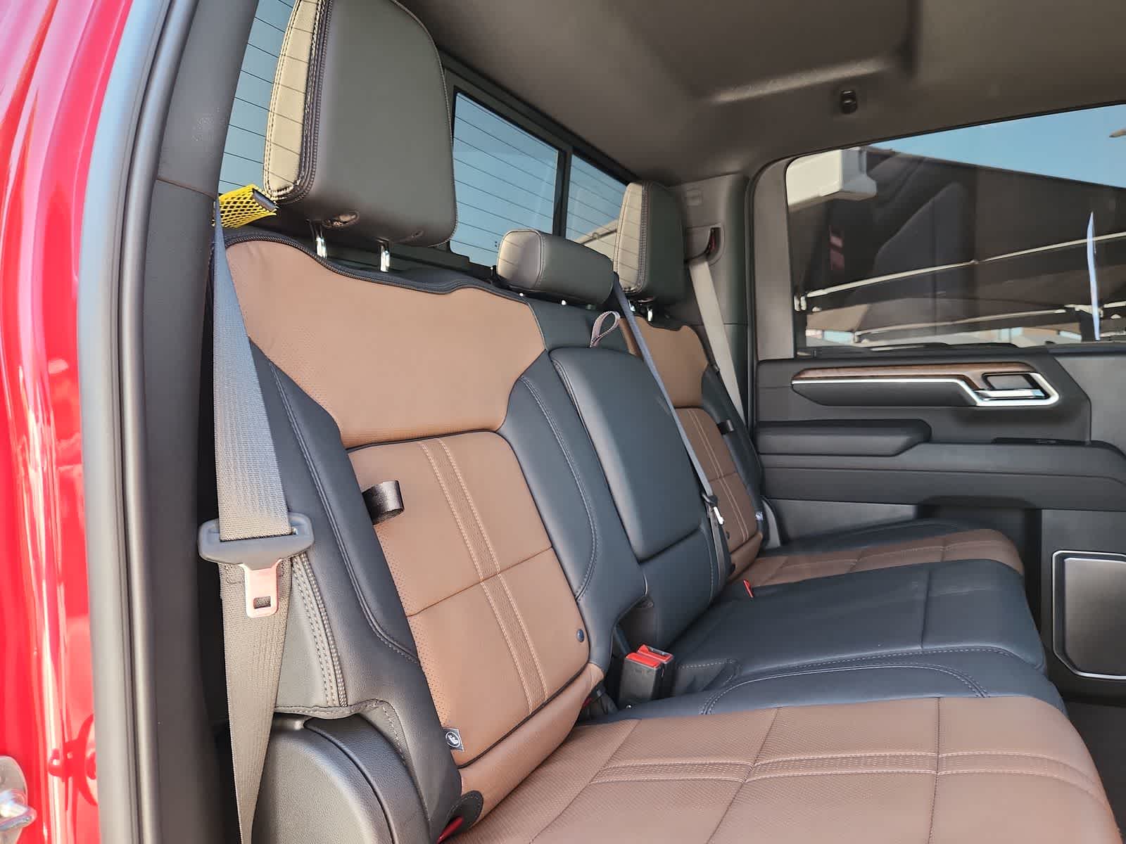 Thumbnail: 2025 Chevrolet Silverado 3500 - 17