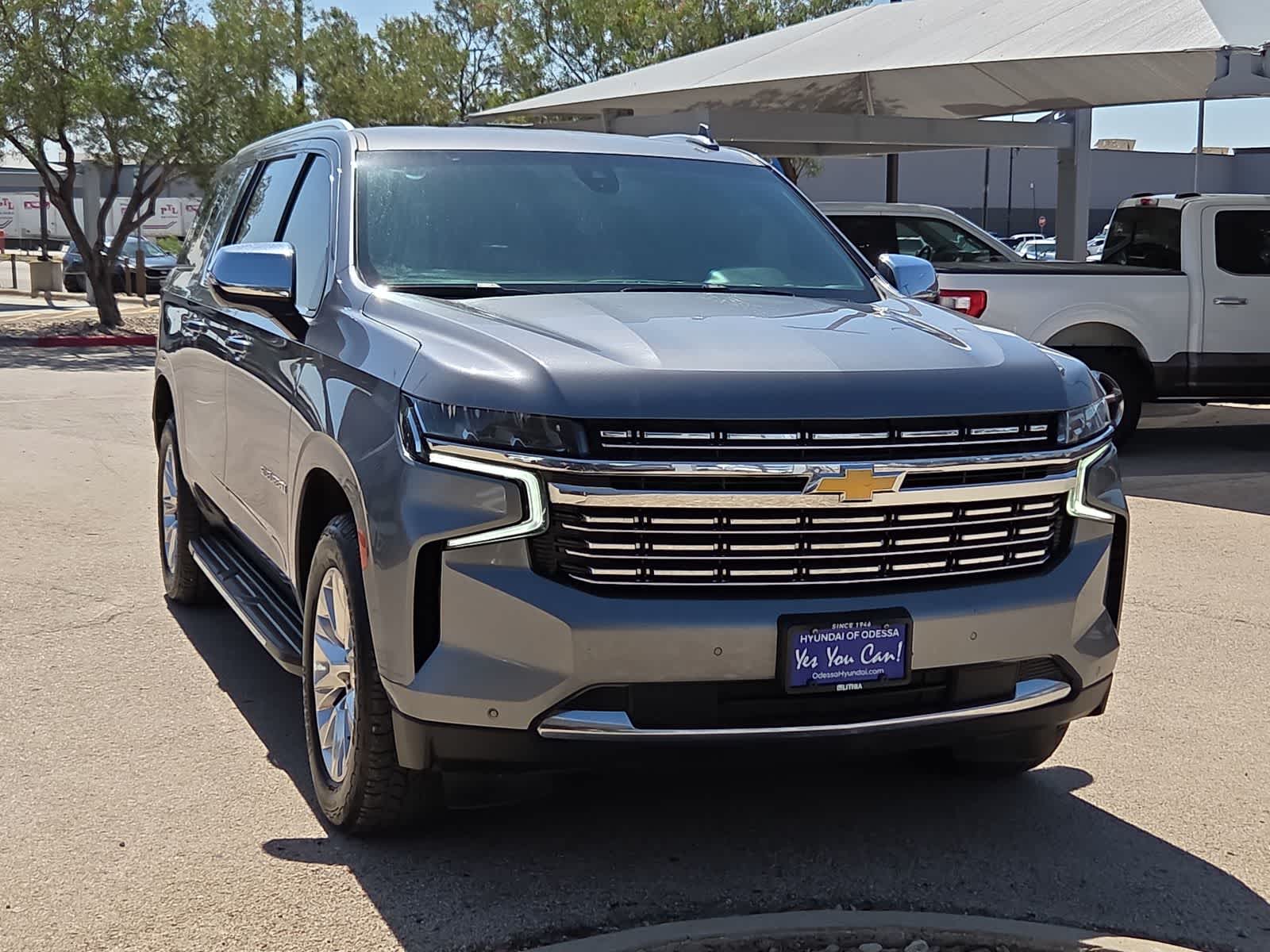 Thumbnail: 2022 Chevrolet Suburban - 3
