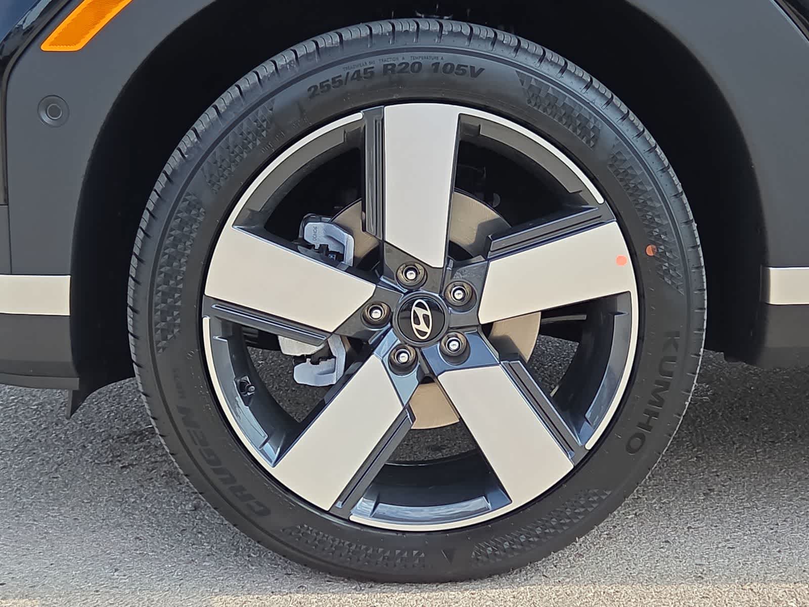 Thumbnail: 2026 Hyundai Santa Fe - 12