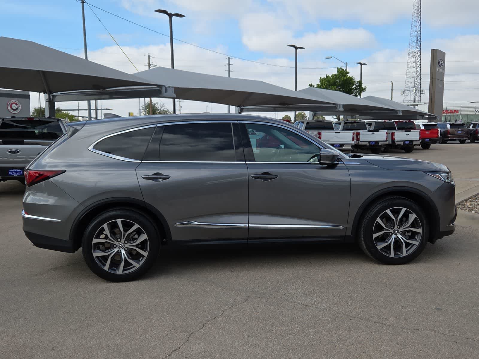 Thumbnail: 2024 Acura MDX - 9