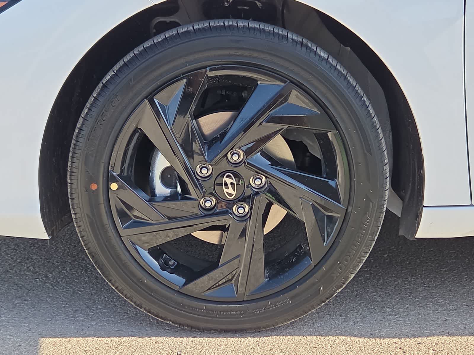 Thumbnail: 2026 Hyundai Elantra - 12