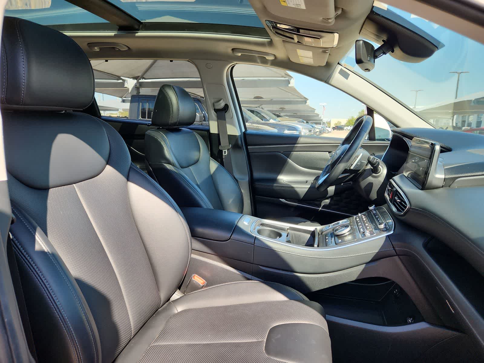 Thumbnail: 2023 Hyundai Santa Fe - 18