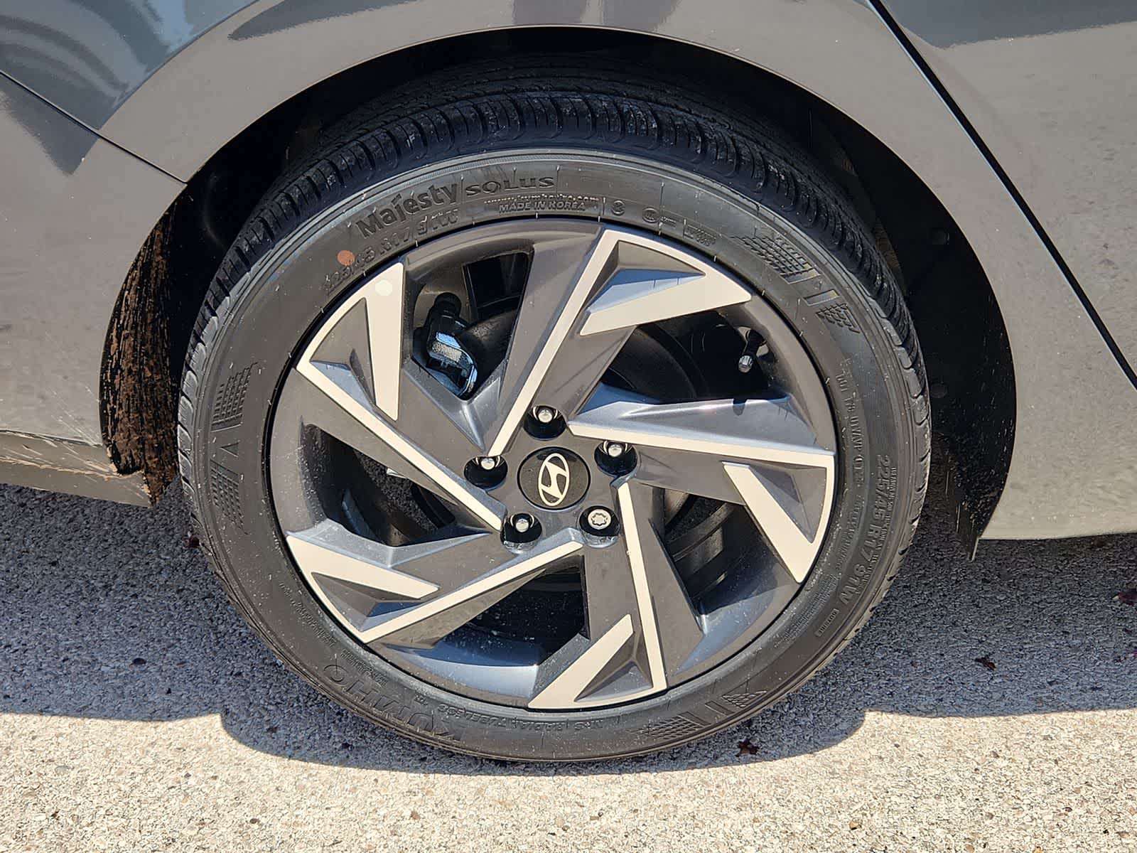 Thumbnail: 2025 Hyundai Elantra - 12