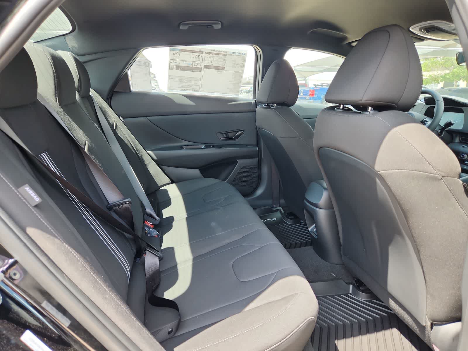 Thumbnail: 2025 Hyundai Elantra - 17