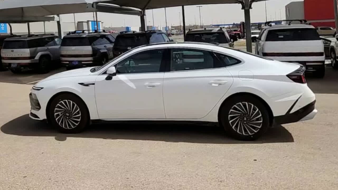 Thumbnail: 2025 Hyundai Sonata - 5