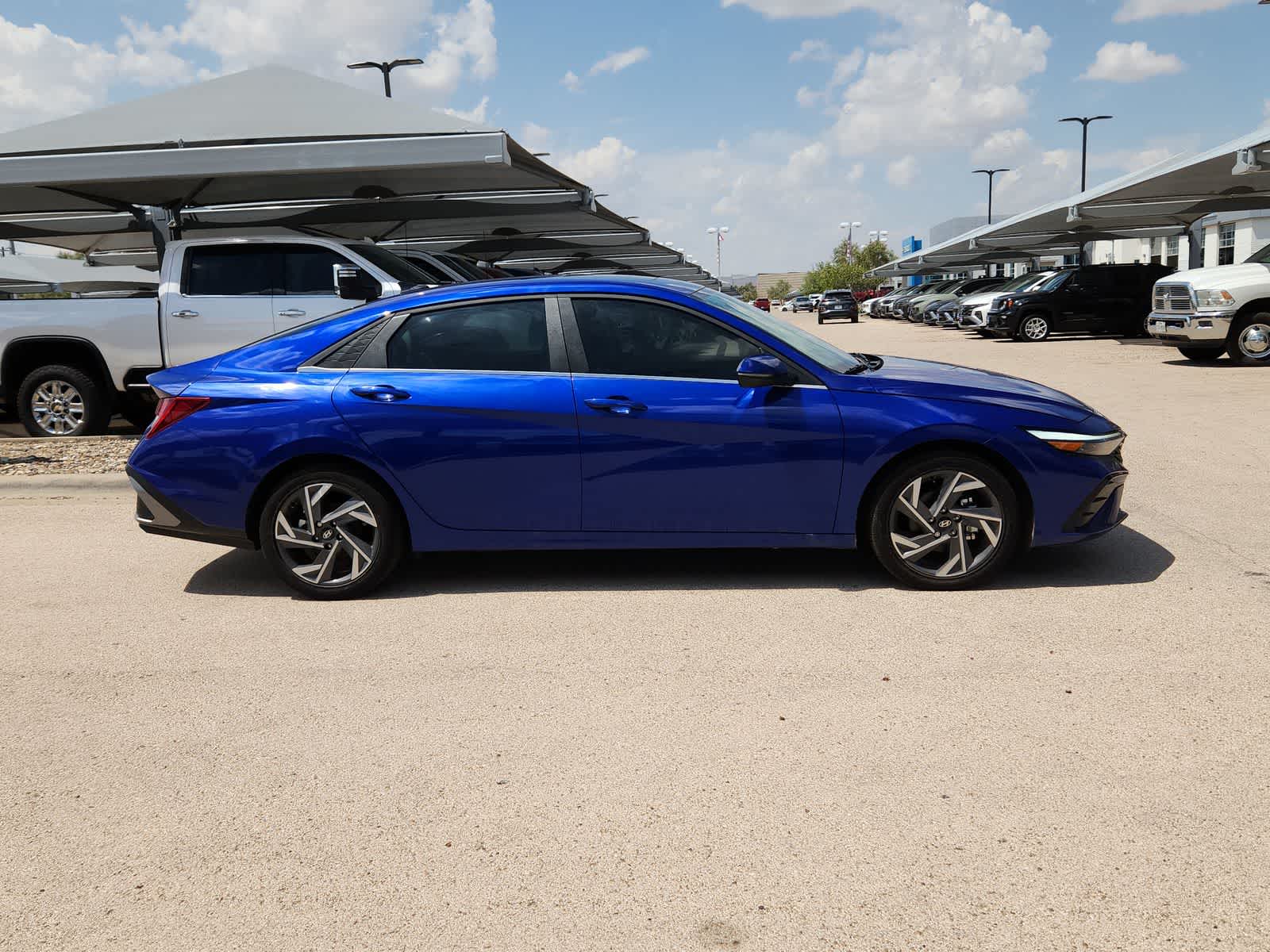 Thumbnail: 2025 Hyundai Elantra - 9