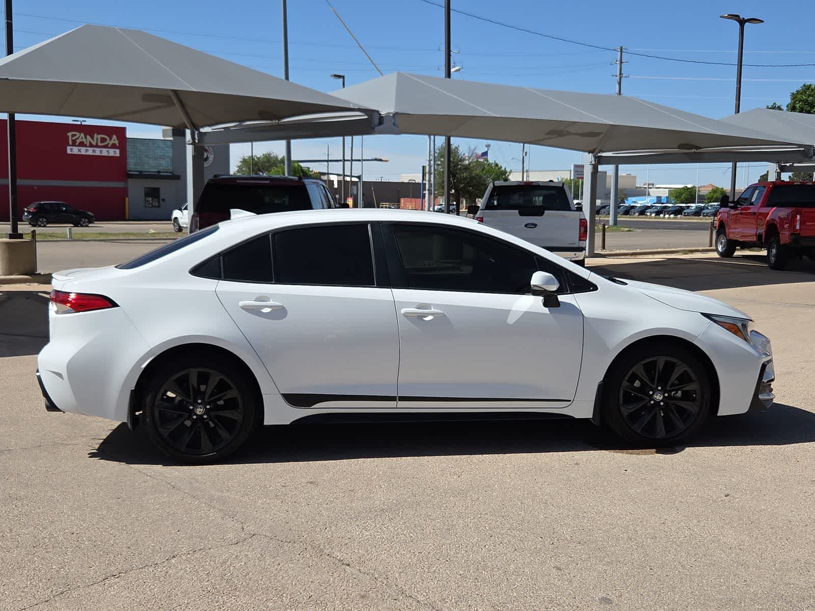 Thumbnail: 2024 Toyota Corolla - 9