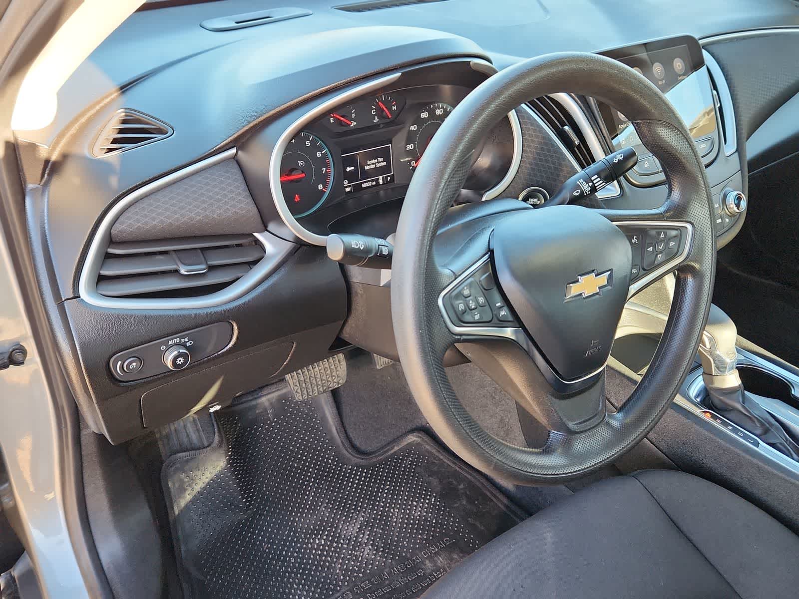 Thumbnail: 2024 Chevrolet Malibu - 10