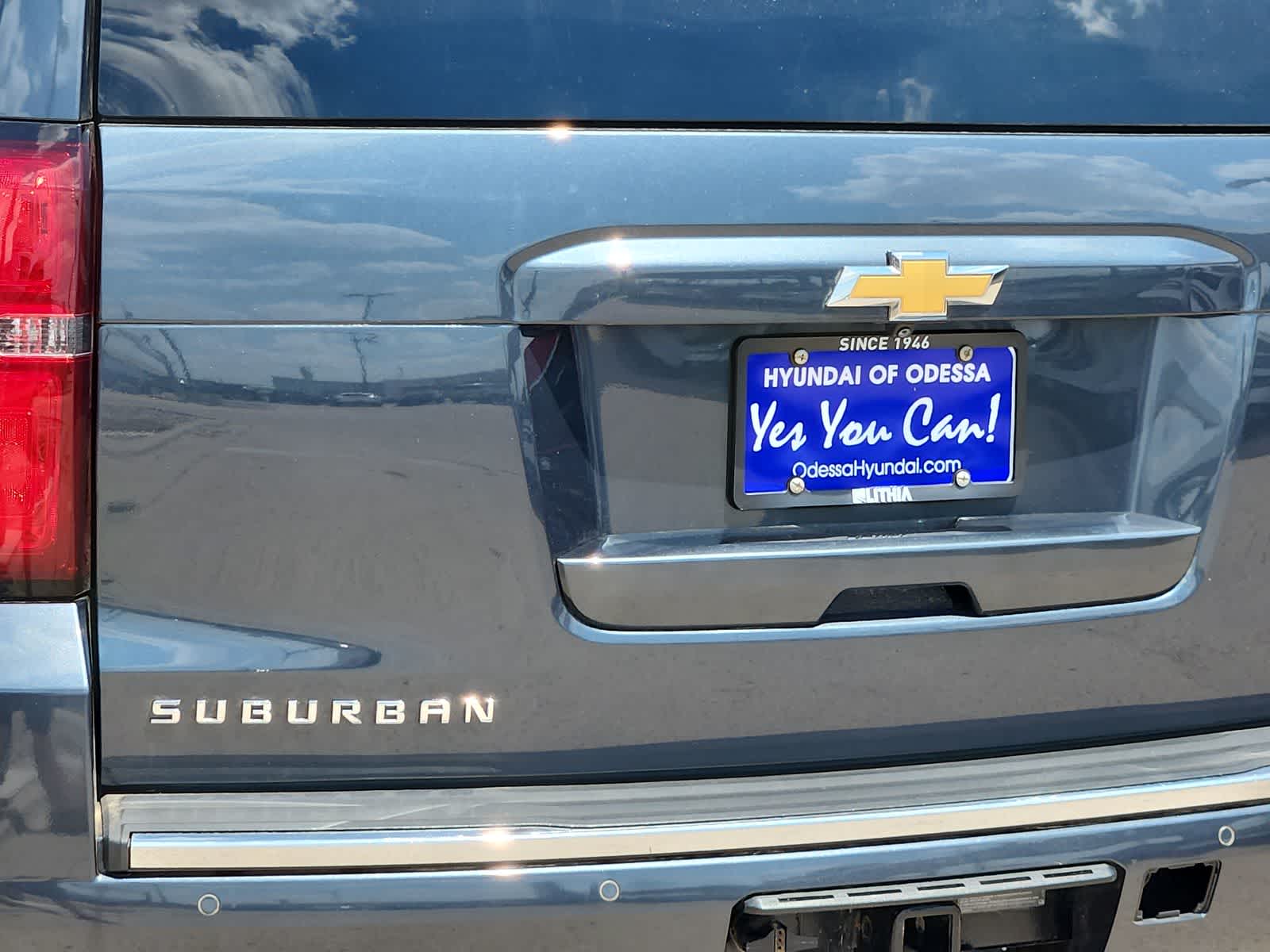 Thumbnail: 2019 Chevrolet Suburban - 11