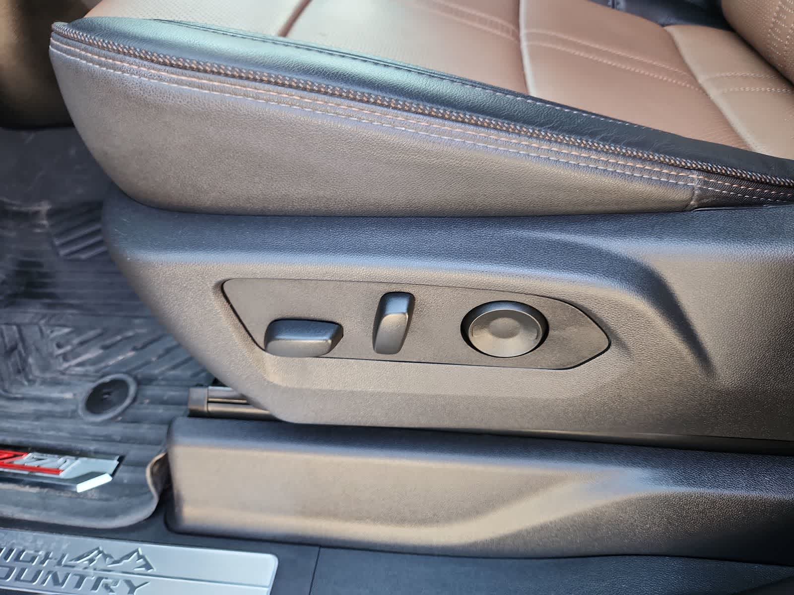 Thumbnail: 2025 Chevrolet Silverado 2500 - 20