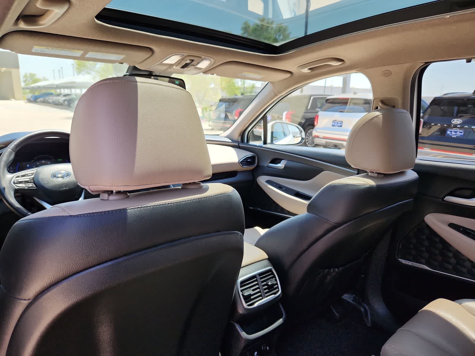 Thumbnail: 2019 Hyundai Santa Fe - 16