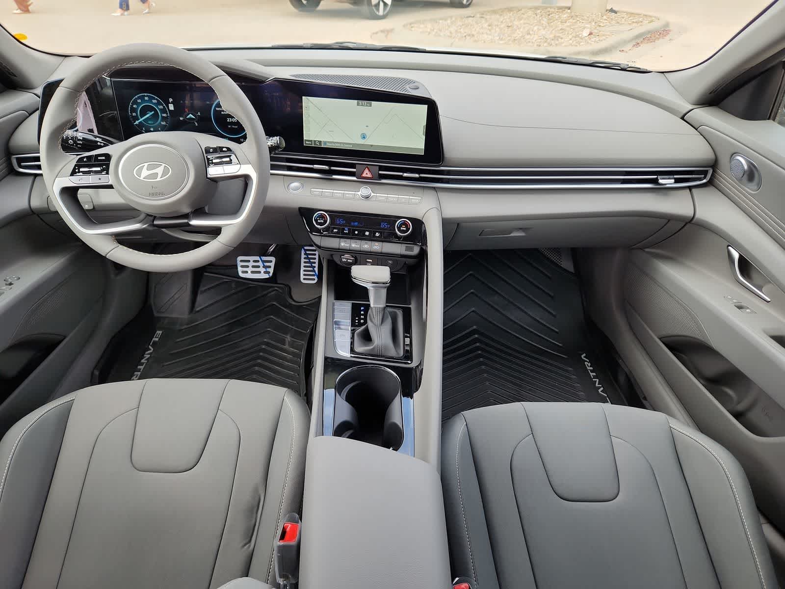 Thumbnail: 2025 Hyundai Elantra - 18