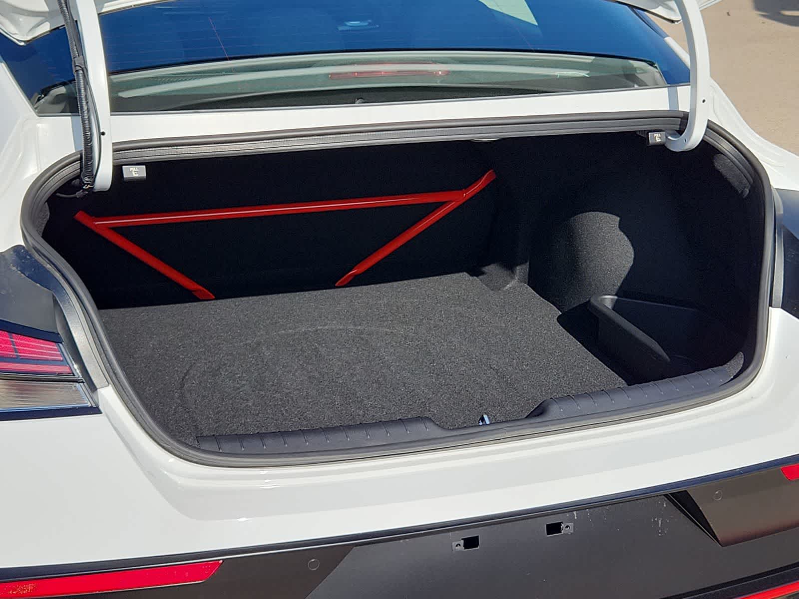 Thumbnail: 2026 Hyundai Elantra - 23