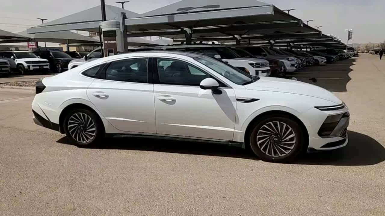Thumbnail: 2025 Hyundai Sonata - 9