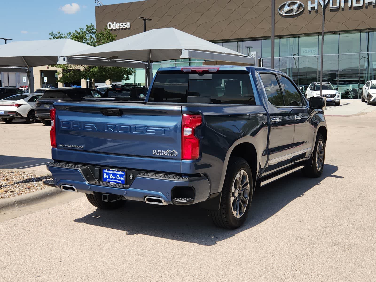 Thumbnail: 2024 Chevrolet Silverado 1500 - 8