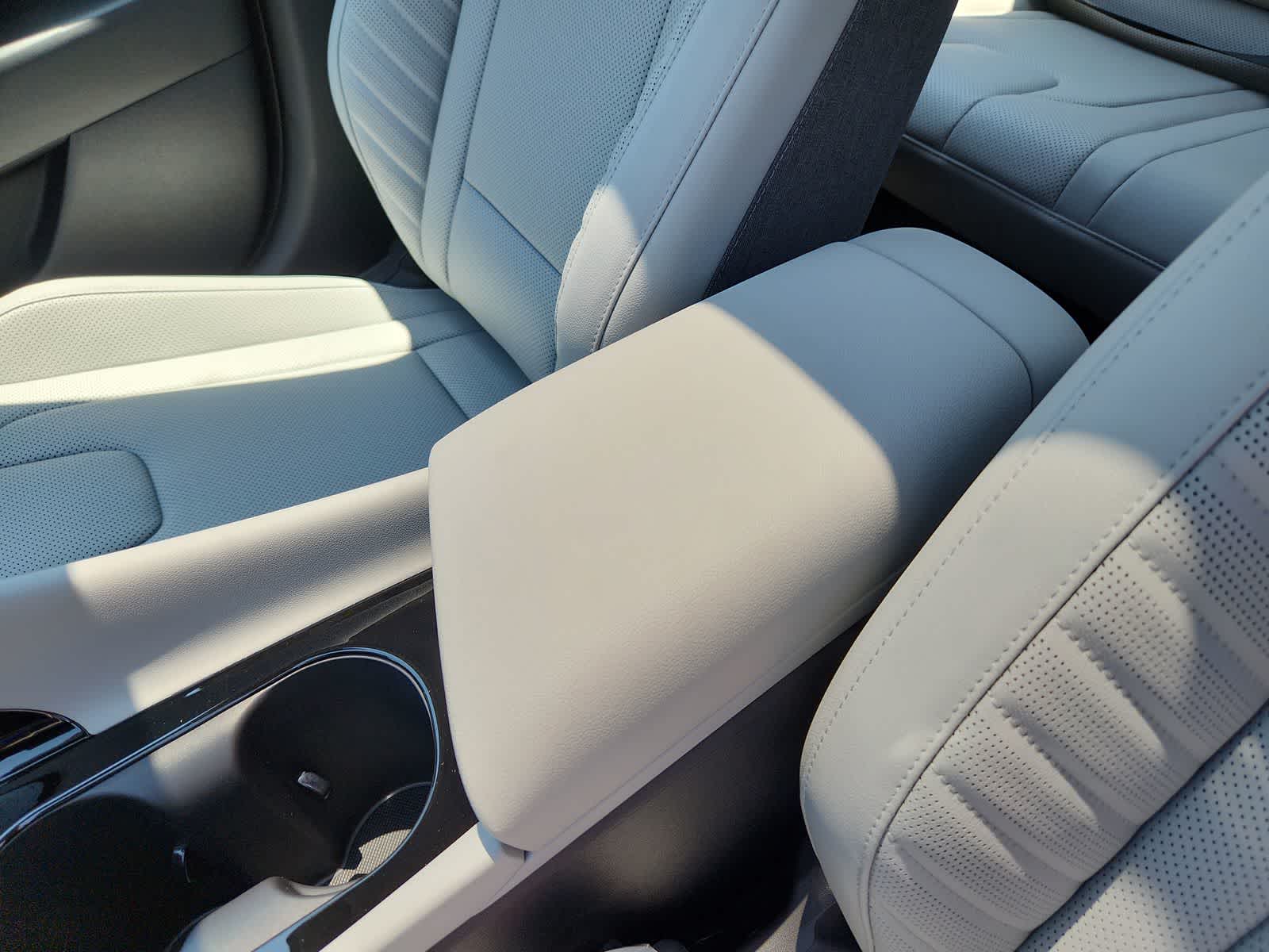 Thumbnail: 2025 Hyundai Elantra - 20