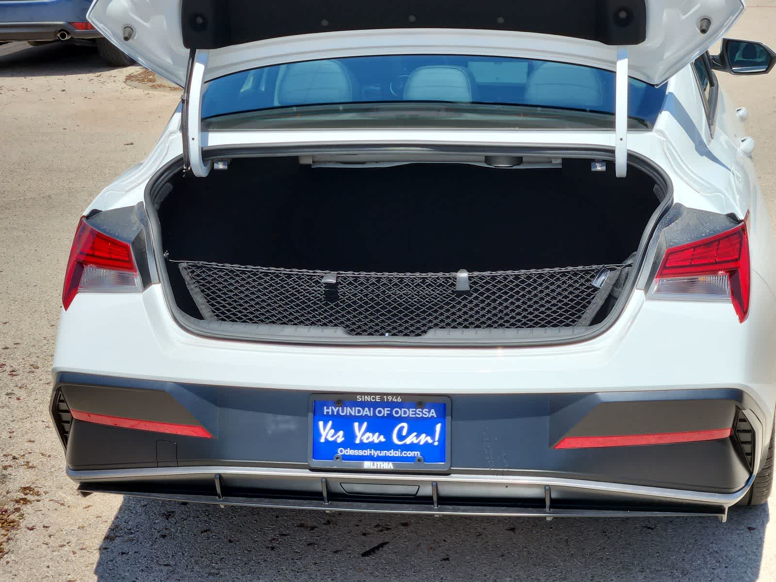 Thumbnail: 2025 Hyundai Elantra - 23