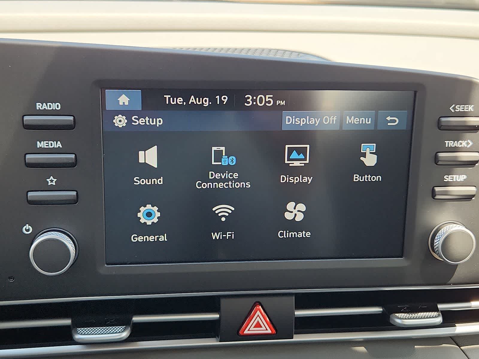 Thumbnail: 2025 Hyundai Elantra - 24