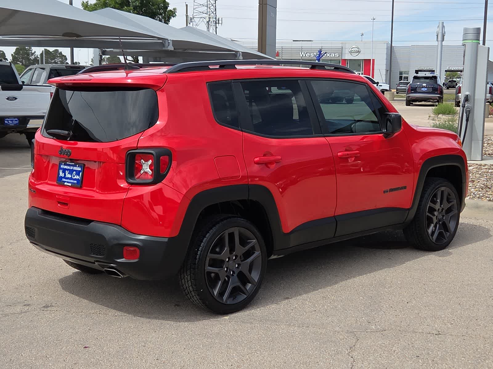 Thumbnail: 2021 Jeep Renegade - 8