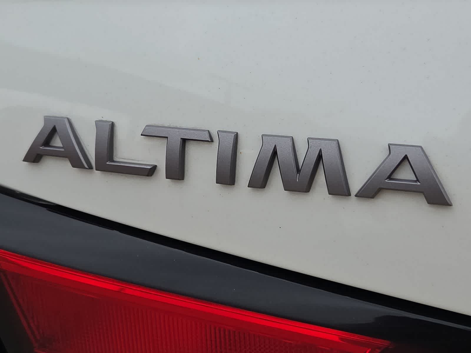 Thumbnail: 2024 Nissan Altima - 11