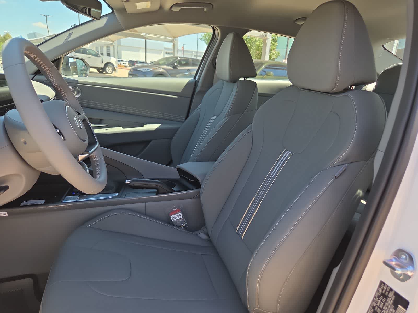 Thumbnail: 2026 Hyundai Elantra - 15