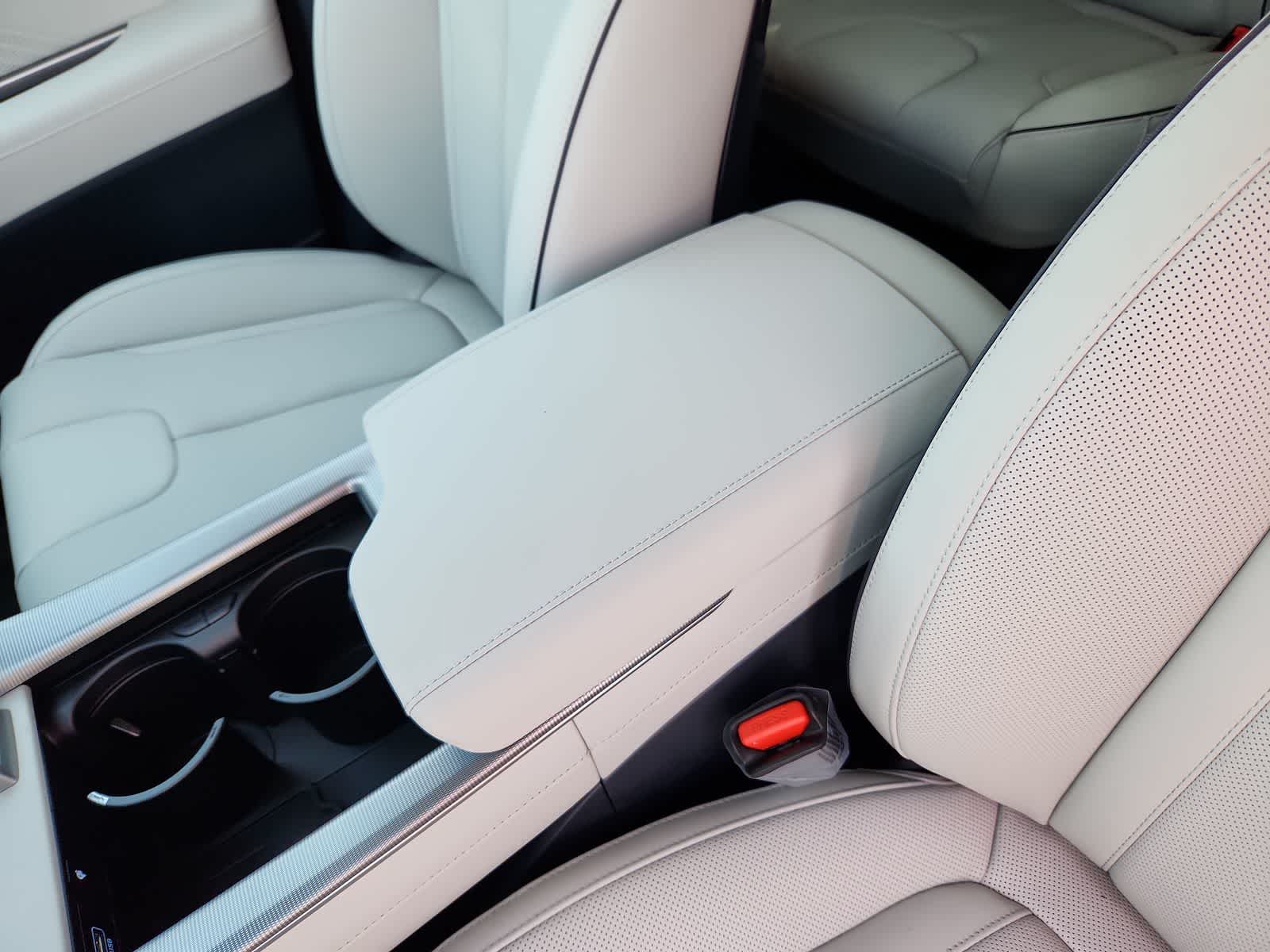 Thumbnail: 2025 Hyundai Palisade - 24