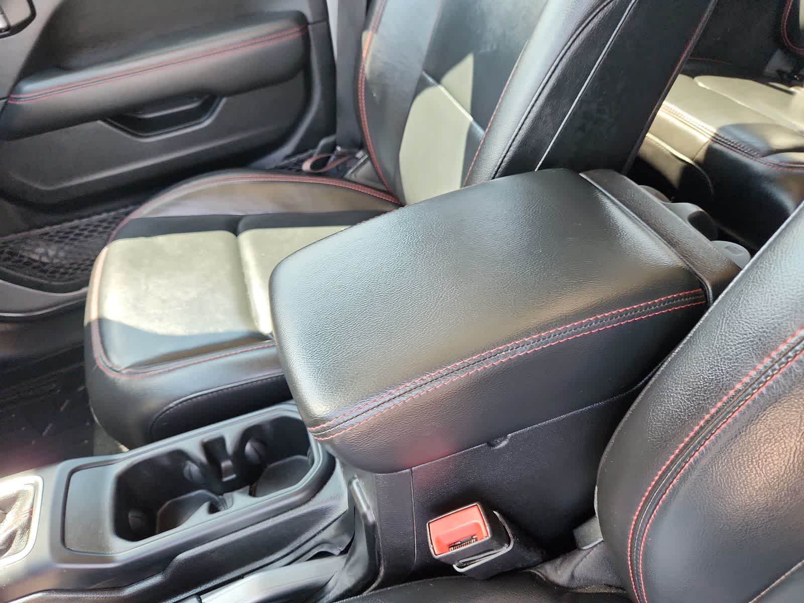 Thumbnail: 2021 Jeep Wrangler - 20