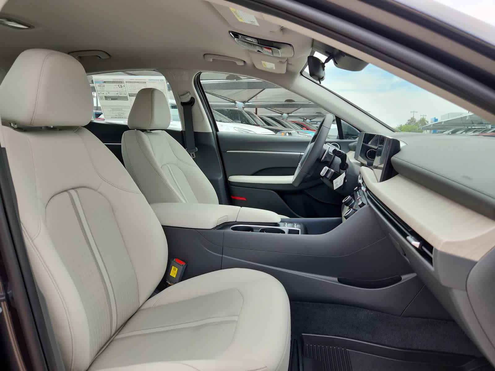 Thumbnail: 2025 Hyundai Sonata - 22