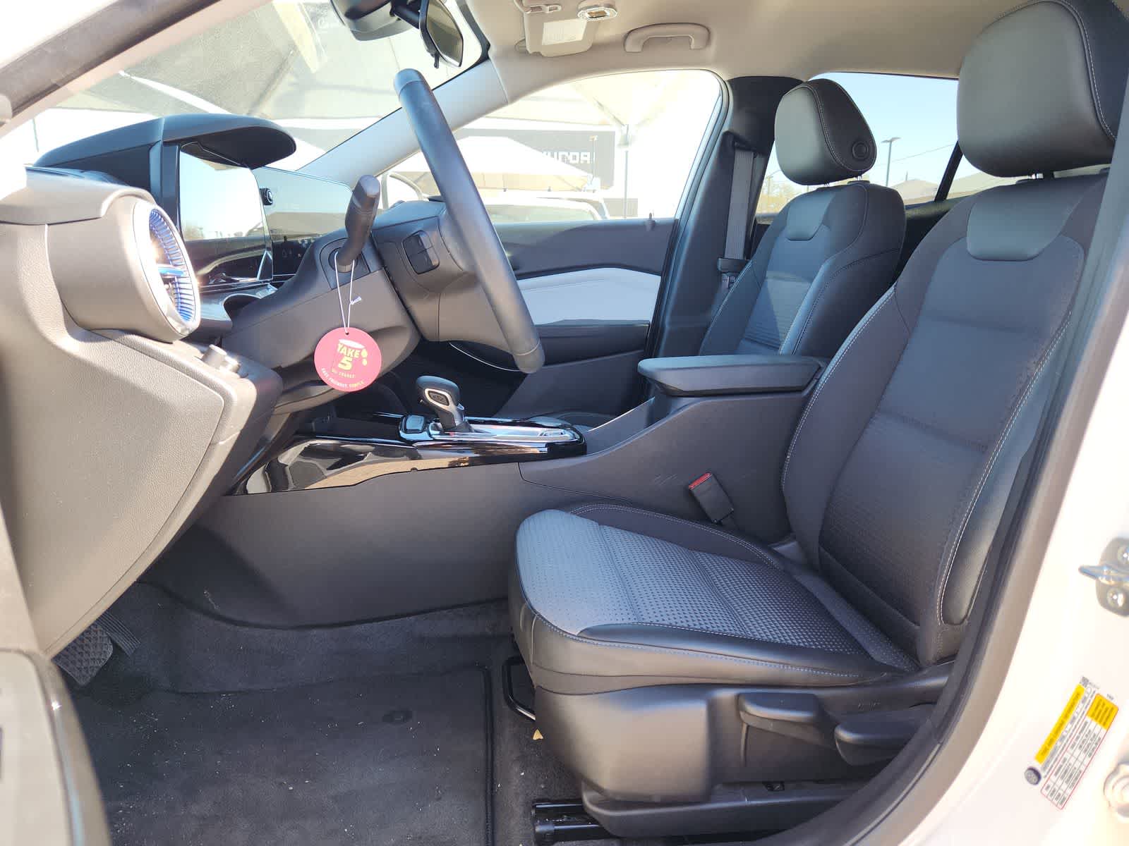 Thumbnail: 2025 Chevrolet Trax - 15