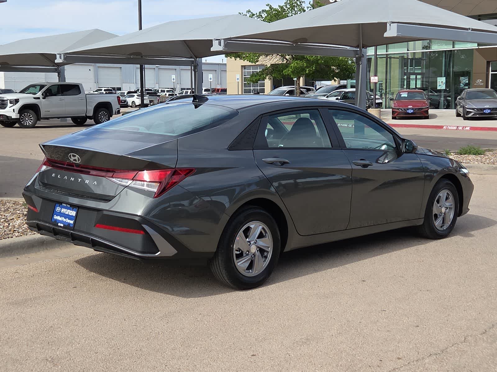 Thumbnail: 2026 Hyundai Elantra - 8