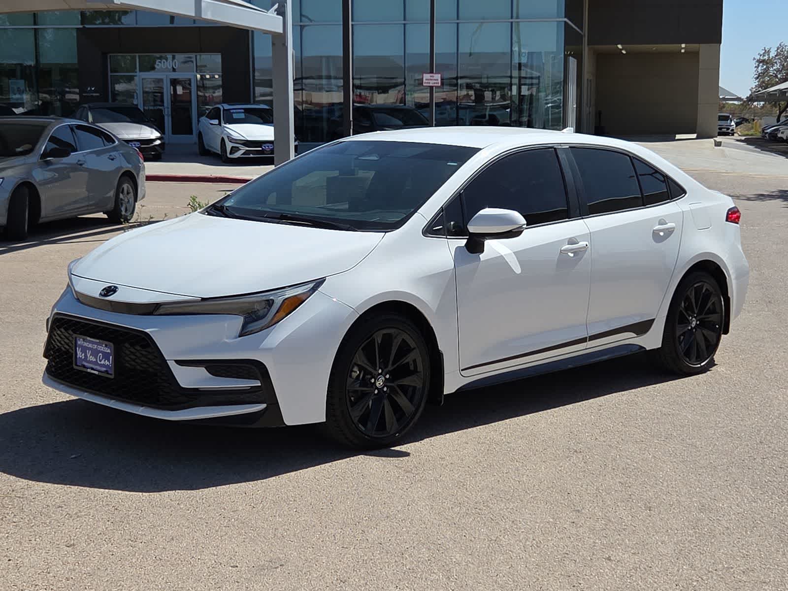 Thumbnail: 2024 Toyota Corolla - 4
