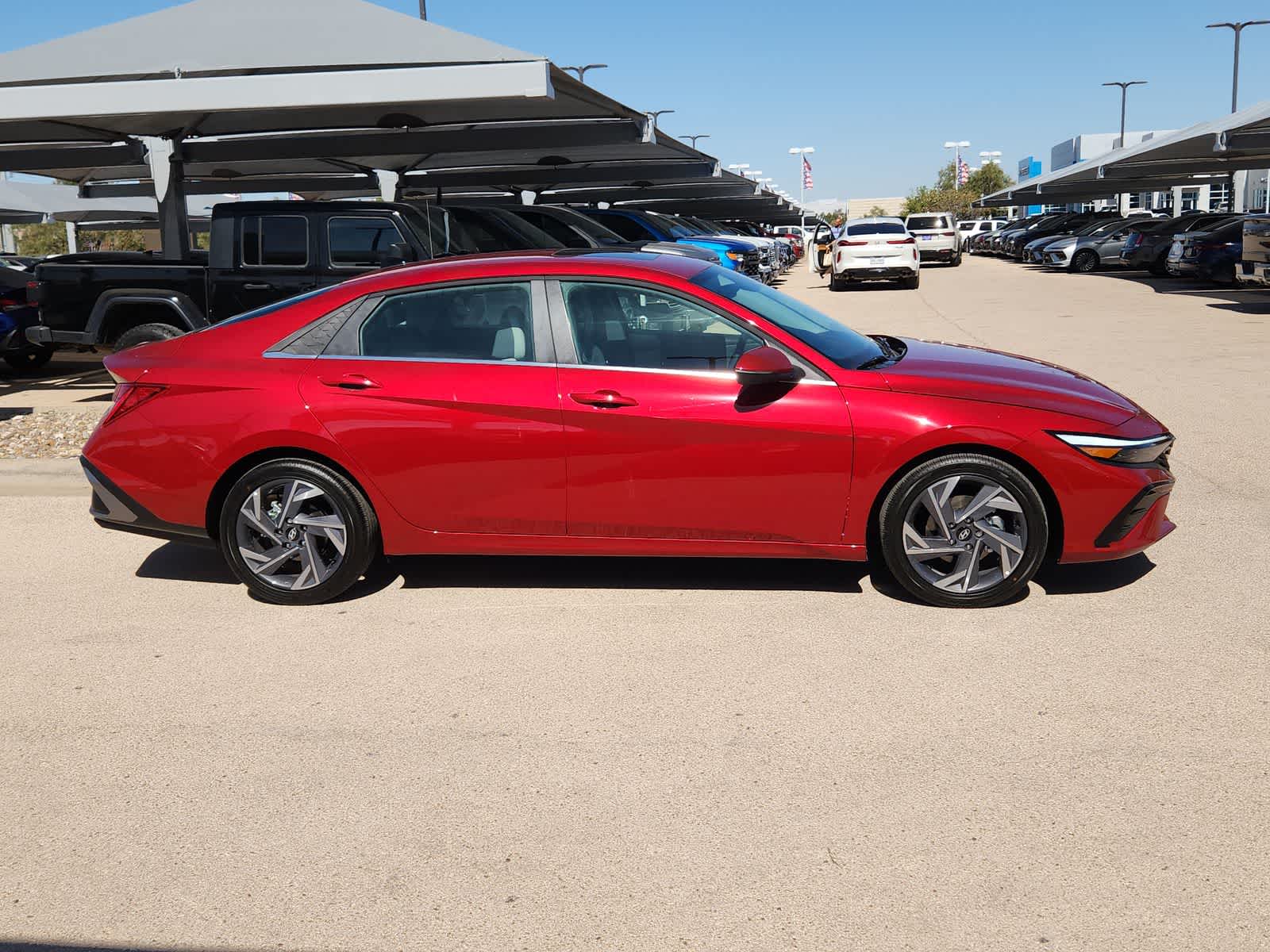 Thumbnail: 2025 Hyundai Elantra - 9