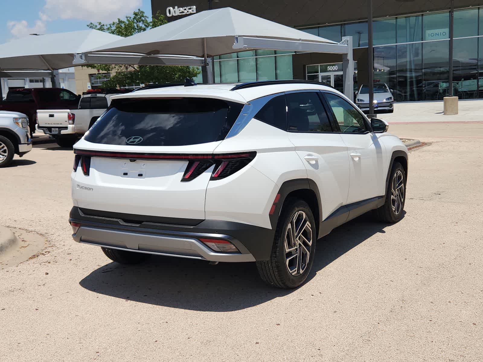 Thumbnail: 2025 Hyundai Tucson - 8