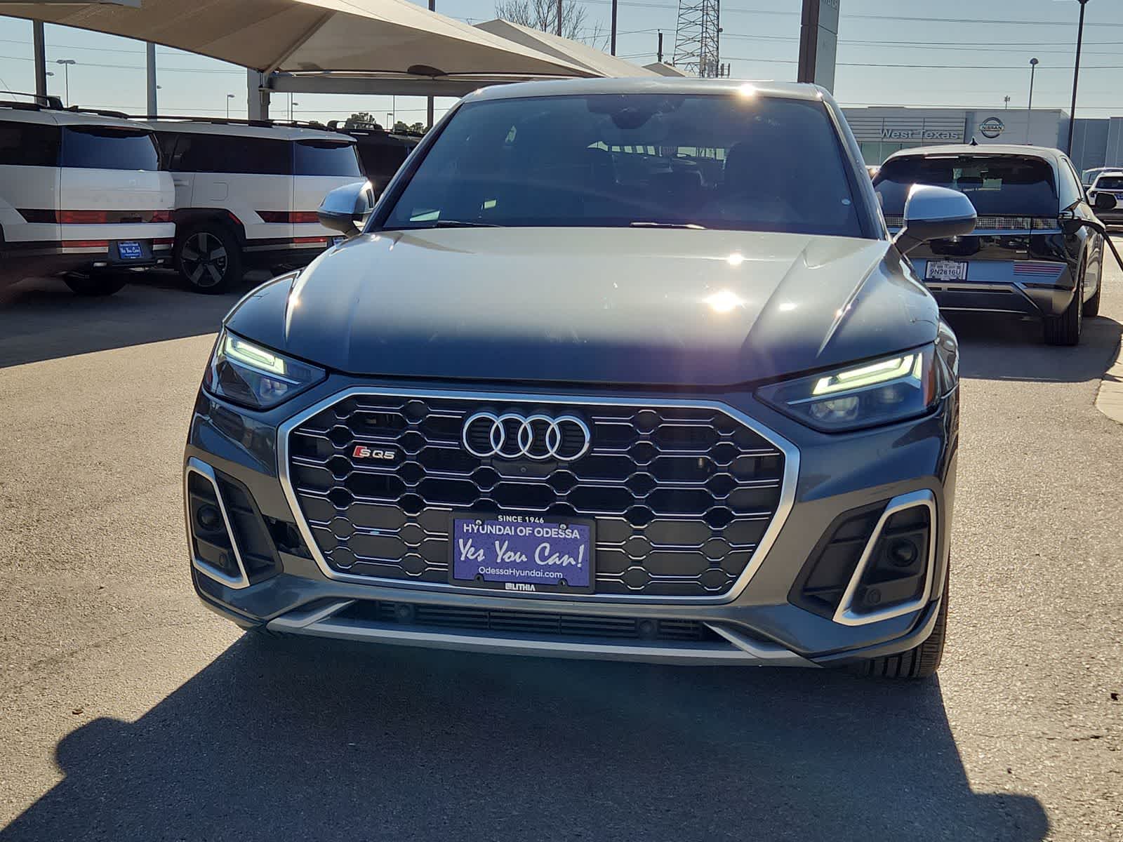 Thumbnail: 2021 Audi SQ5 - 14