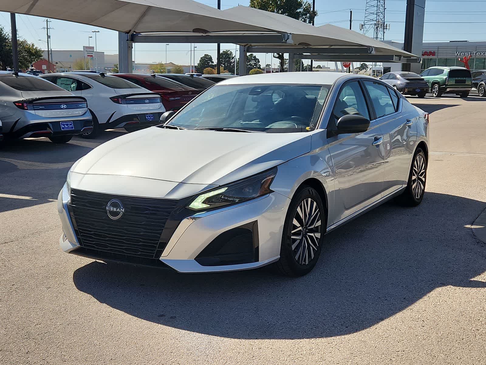 Thumbnail: 2024 Nissan Altima - 4