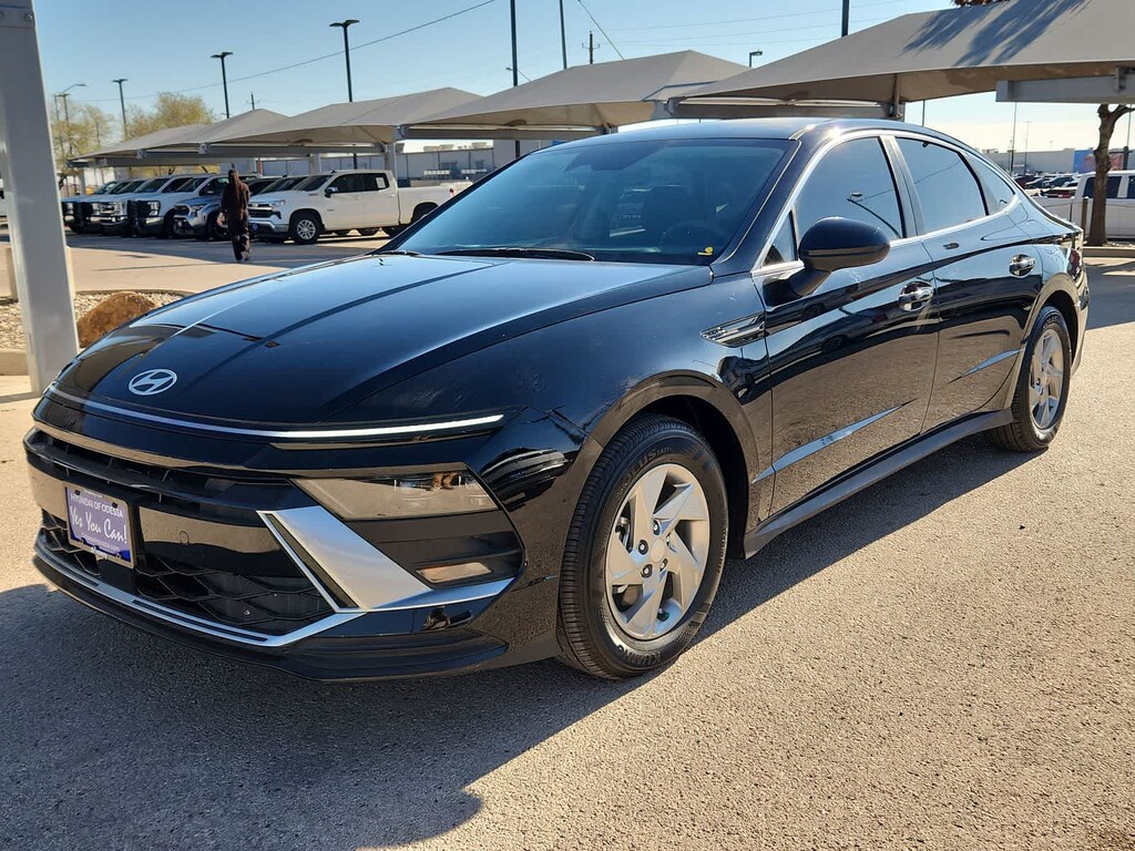New 2025 Hyundai Sonata SE Sedan