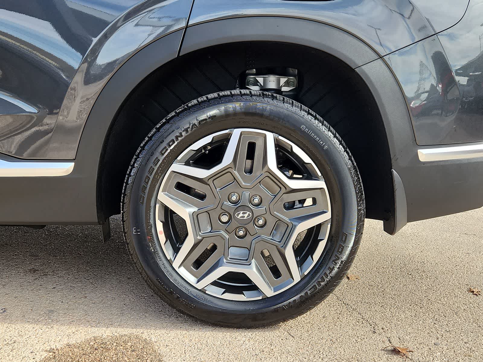 Thumbnail: 2023 Hyundai Santa Fe - 16