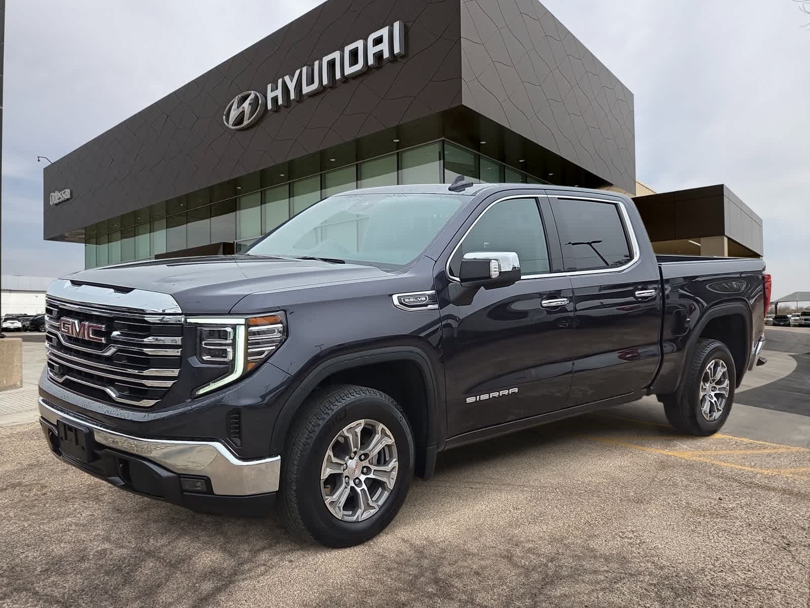 Thumbnail: 2025 GMC Sierra 1500 - 1