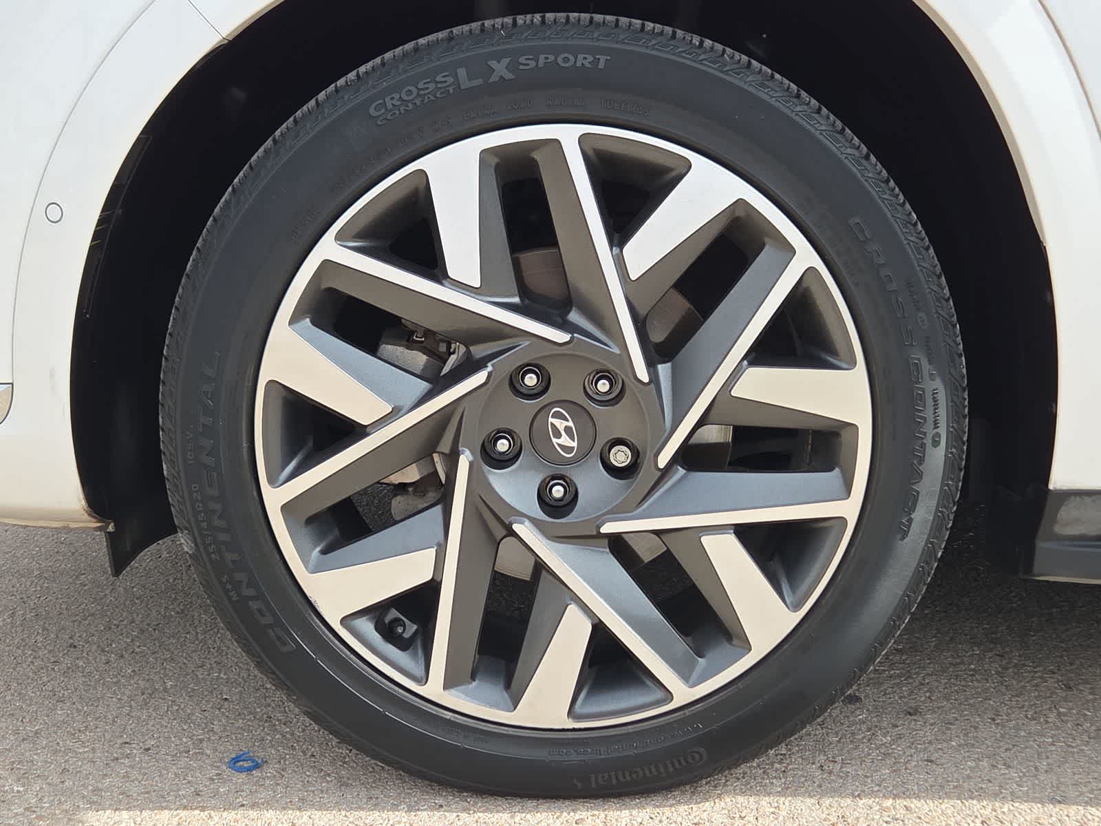 Thumbnail: 2023 Hyundai Santa Fe - 11